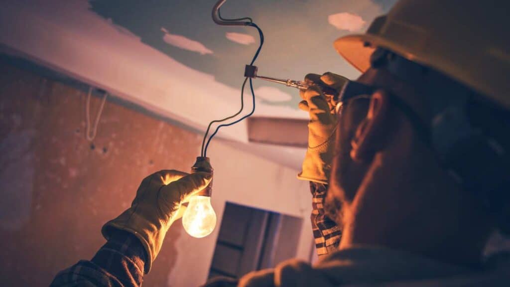 Elektrofachkraft für festgelegte Tätigkeiten